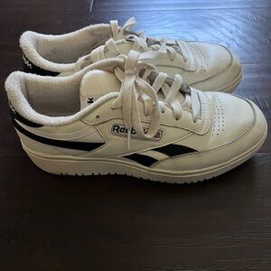 Reebok Lifestyle Size W8.5
Club C Double